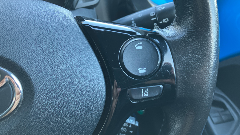 Toyota Aygo 1.0 VVT-i X-Cite 2 5dr Petrol Hatchback